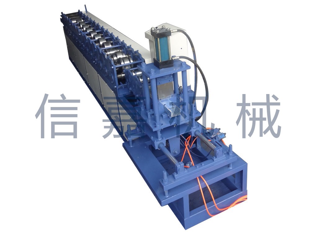 卷閘成型設(shè)備-數(shù)控卷閘門片機